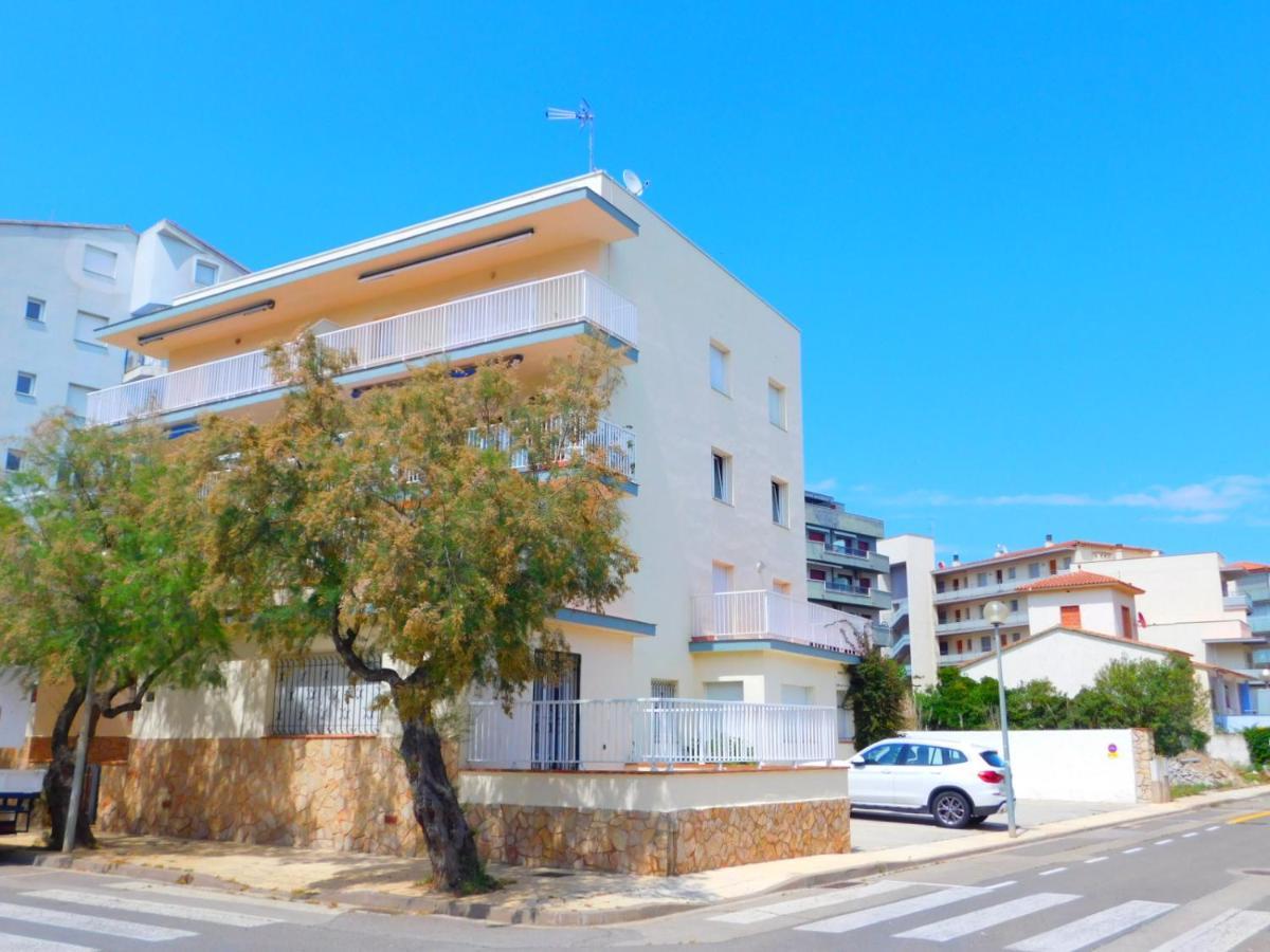 Apartment Gmid Immo Con Gran Terraza Con Vistas Al Mar En Roses