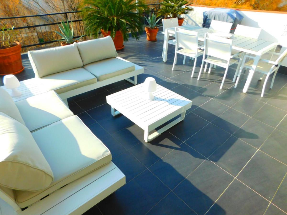 Gmid Immo Con Gran Terraza Con Vistas Al Mar En *